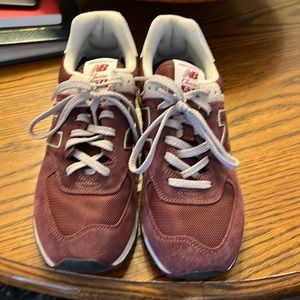 Classic 574 New Balance Men’s shoes